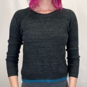 John & Jenn Women's Ribbed Sweater Small Dark Charcoal Gray Blue Crew Neck